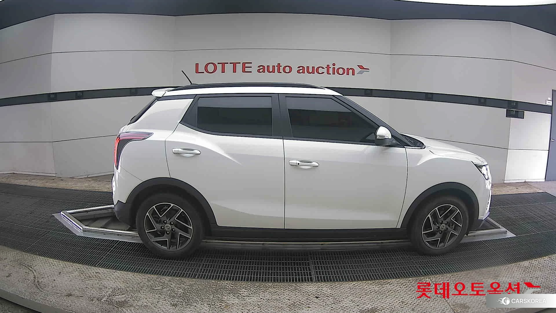 SsangYong Tivoli id 3888453 из Кореи 23