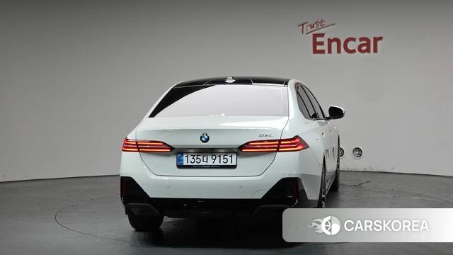 BMW 5 Series (G60) id 3825722 из Кореи 13