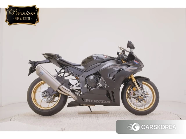 Проданный Honda CBR1000RR-R FIREBLADE SP 2025 из Японии