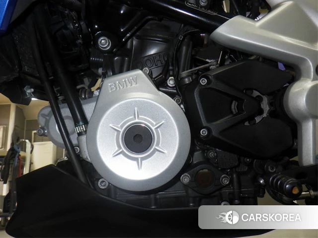 Engine photo