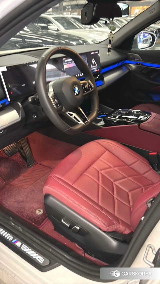 BMW 5 series 2025 Белый из Китая, фото 3