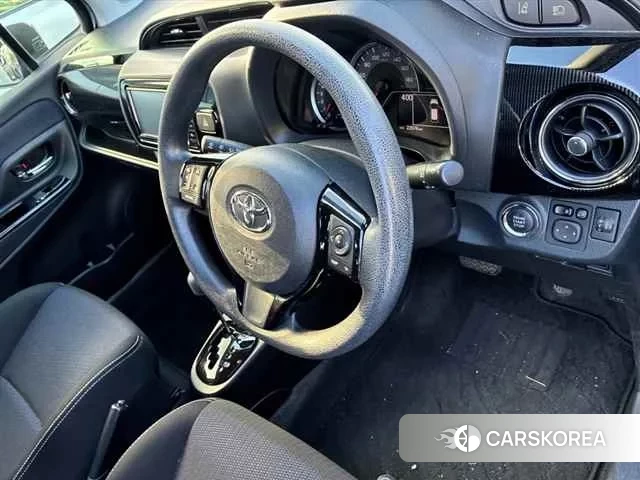 Toyota Vitz 2018 из Японии, фото 3