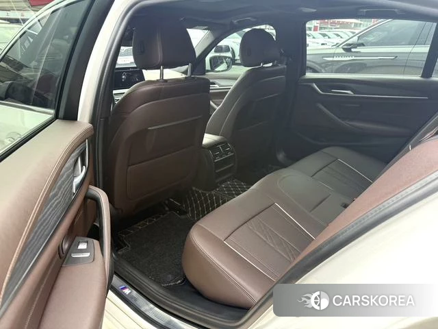 BMW 5 series 2021 Белый из Китая, фото 3