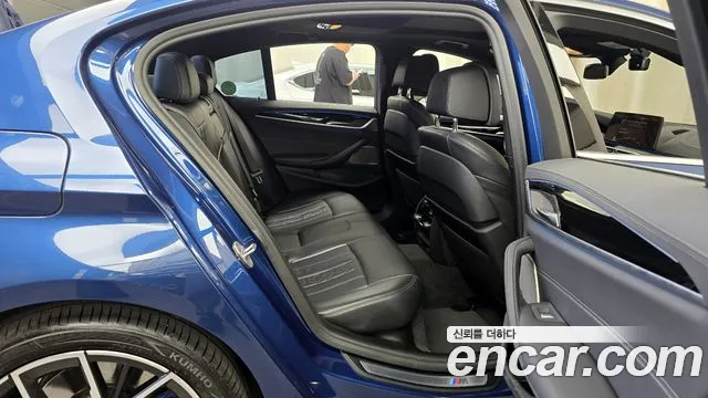 BMW 5 Series (G30) id 2667923 из Кореи 13