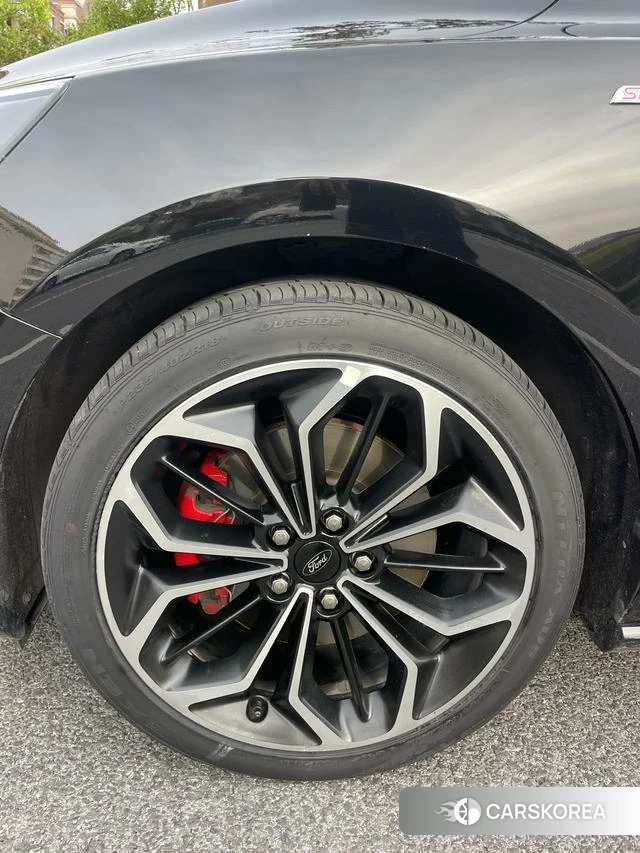 Ford Fox id 4213690 из Китая 8