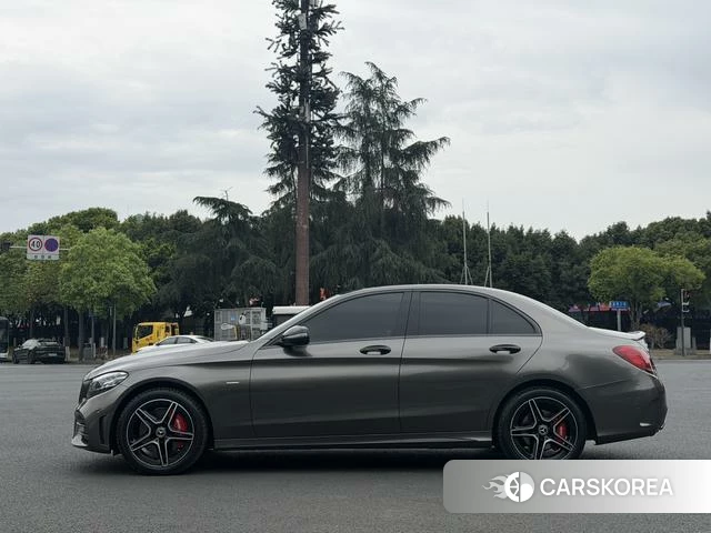 Mercedes-Benz Class C 2021 Темно-серый из Китая, фото 3