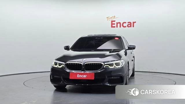 BMW 5 Series (G30) id 4530532 из Кореи 23