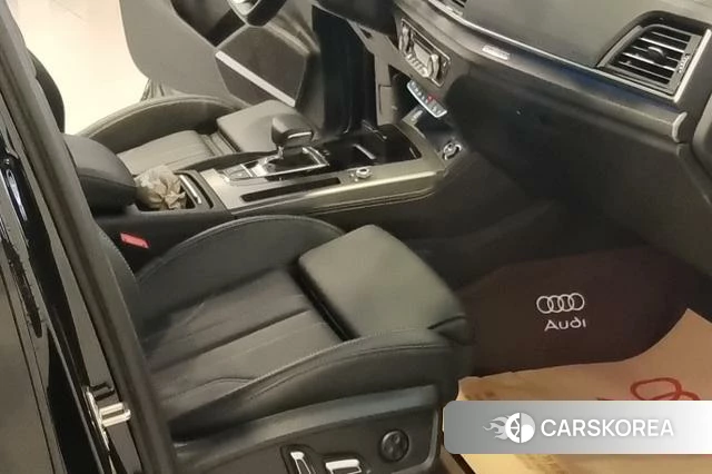 Audi Q5L id 4235713 из Китая 10
