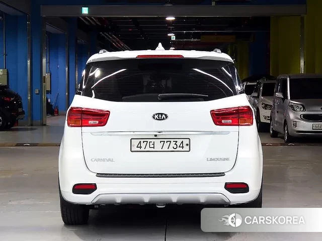 Kia The New Carnival id 2997472 из Кореи 13