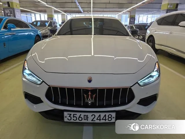 Maserati Ghibli id 3757059 из Кореи 13