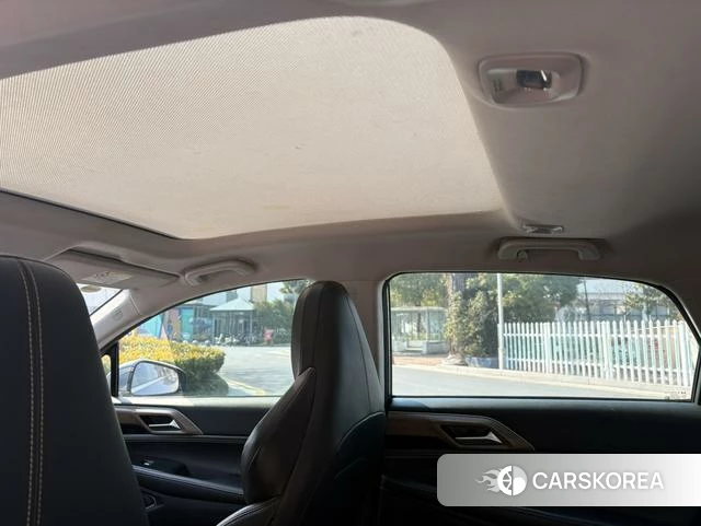 Xiaopeng Motors Xiaopeng P5 2023 Синий из Китая, фото 4