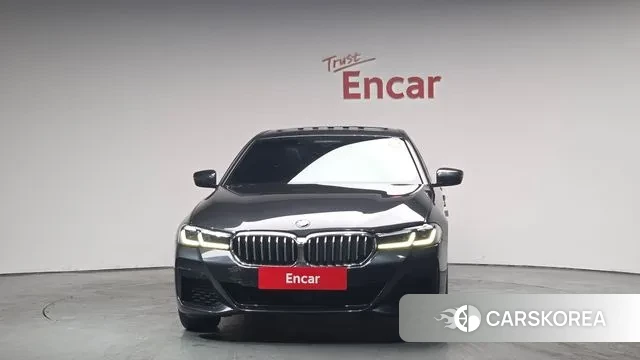 BMW 5 Series (G30) id 3690793 из Кореи 13