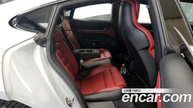 Porsche Taycan id 2664660 из Кореи 13