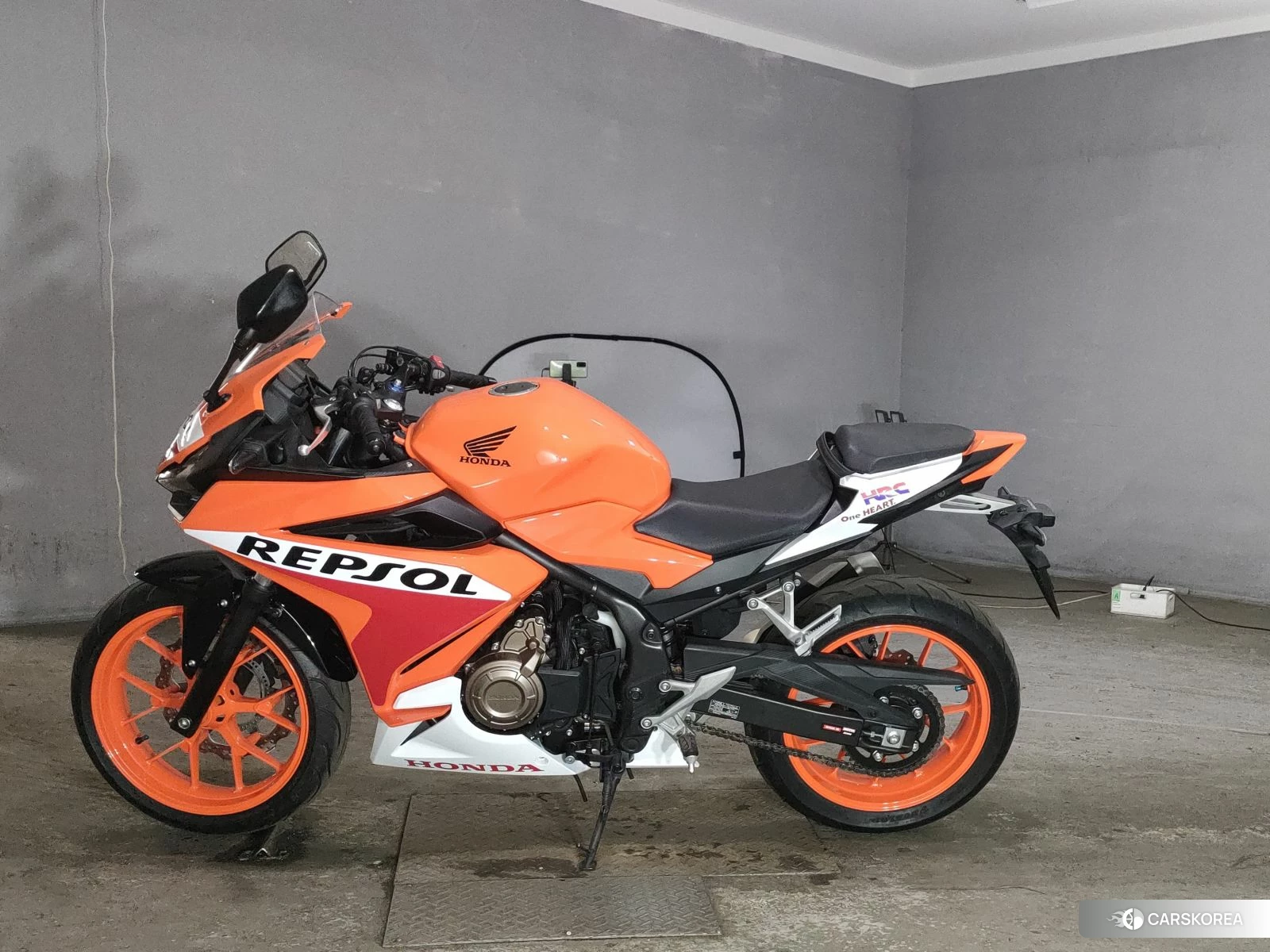 Проданный Honda CBR400R id 3947174 из Японии