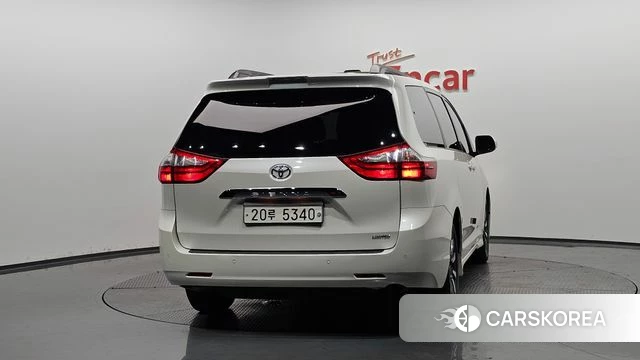 Toyota Sienna id 4417407 из Кореи 23