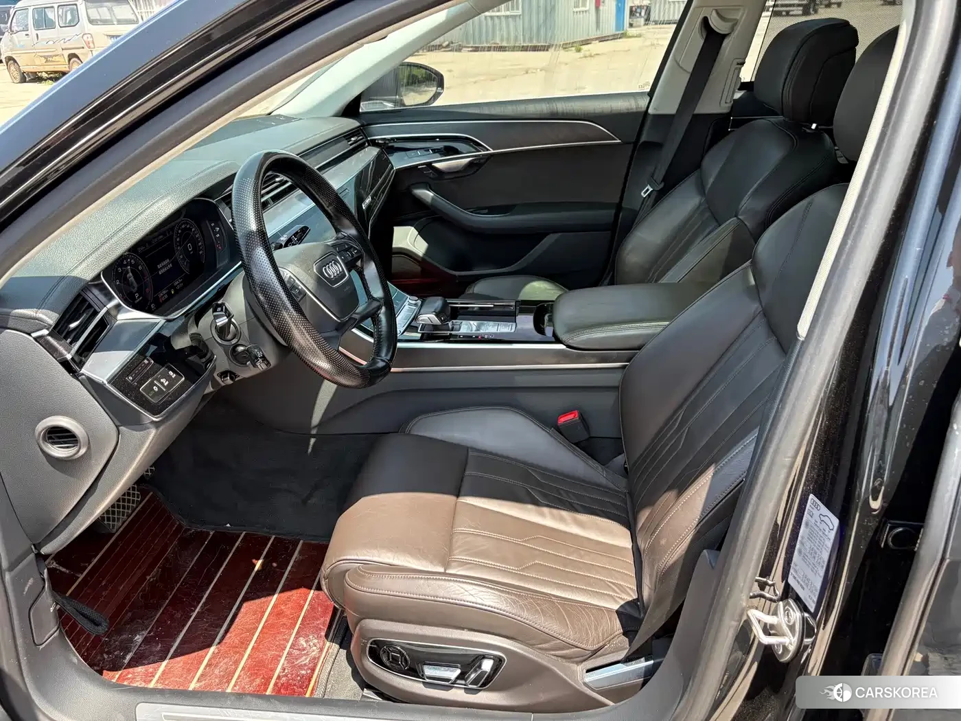 Audi A8 2019 Черный из Китая, фото 3