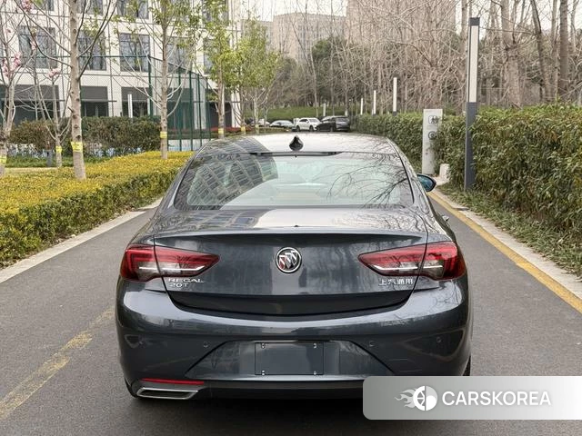 Buick Regal 2020 Темно-серый из Китая, фото 3