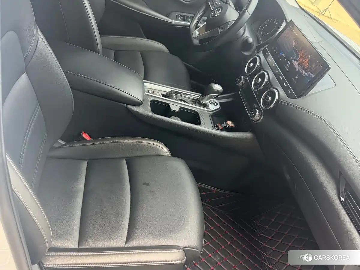 Nissan Sylphy 2025 Белый из Китая, фото 3