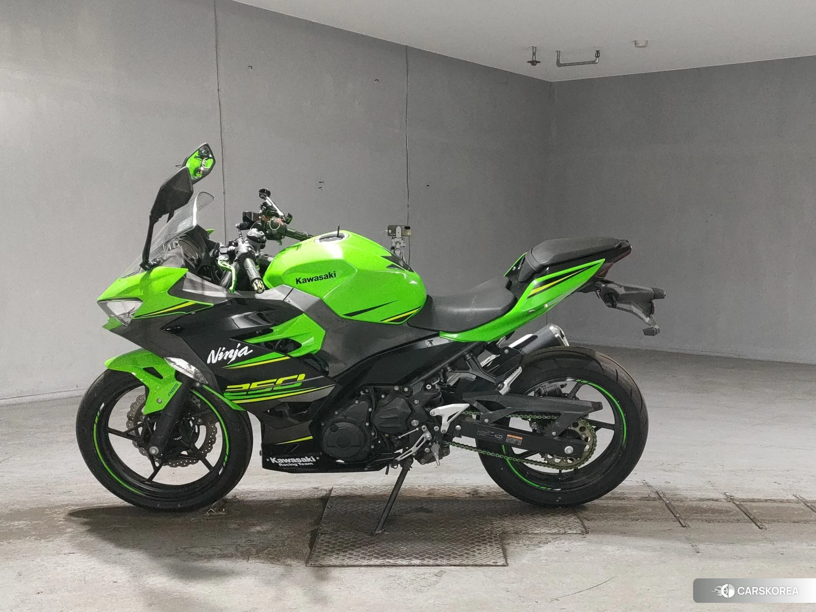 Проданный Kawasaki NINJA 250 2018 из Японии, фото 3