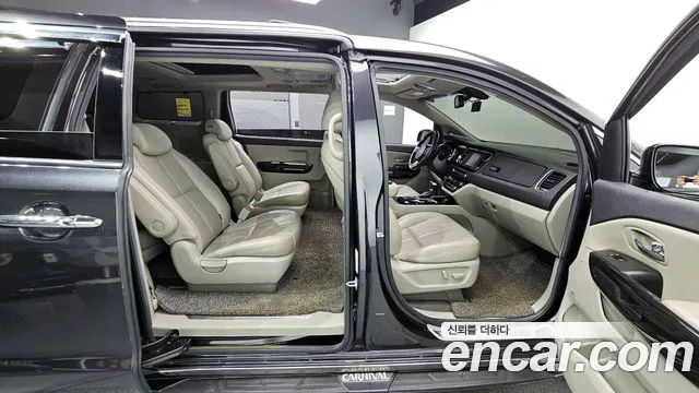 Kia The New Carnival id 2570972 из Кореи 13