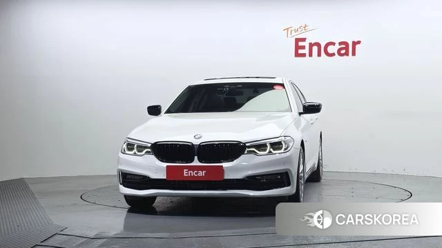 BMW 5 Series (G30) id 4294929 из Кореи 23