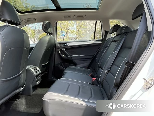Volkswagen Tiguan L PHEV id 4261121 из Китая 14
