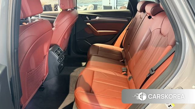 Audi Q5L id 4300777 из Китая 18