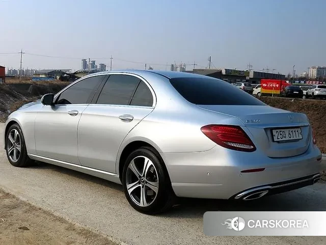 Mercedes-Benz E-Class W213 id 3622607 из Кореи 13