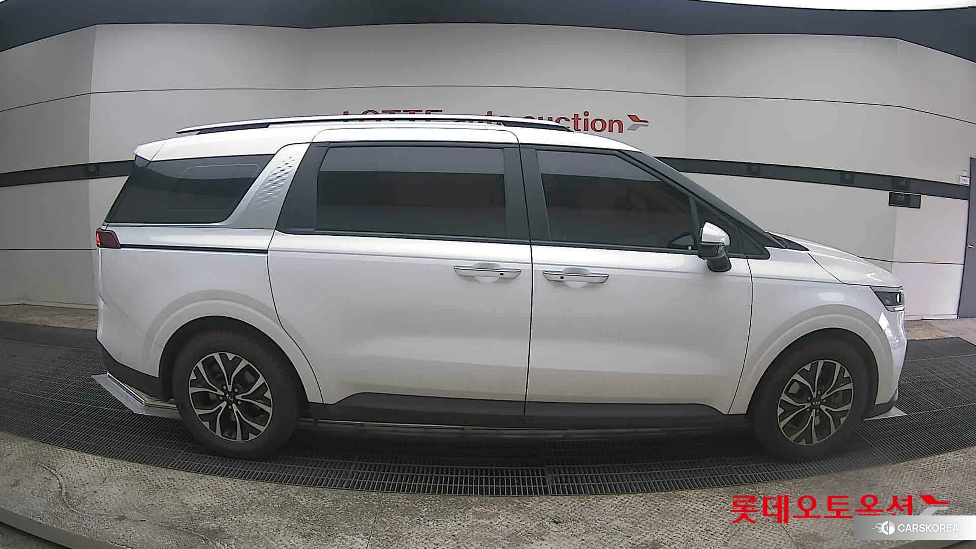 Kia Carnival id 3869430 из Кореи 23