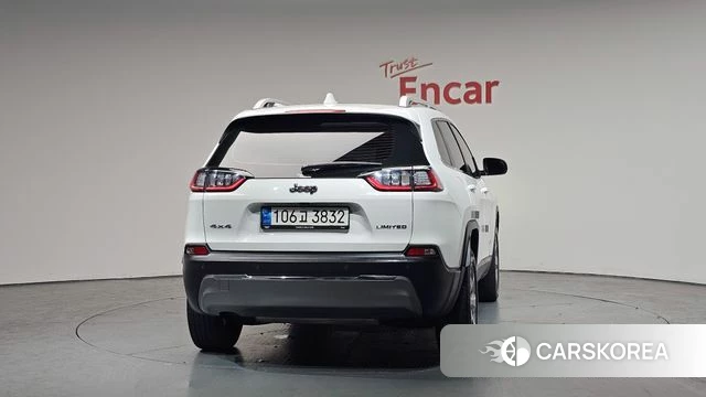 Jeep Cherokee (KL) id 3915782 из Кореи 13