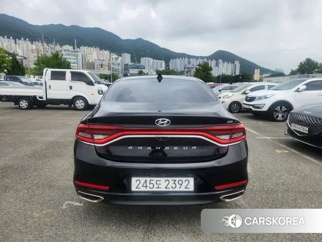 Hyundai Grandeur IG id 3021034 из Кореи 13
