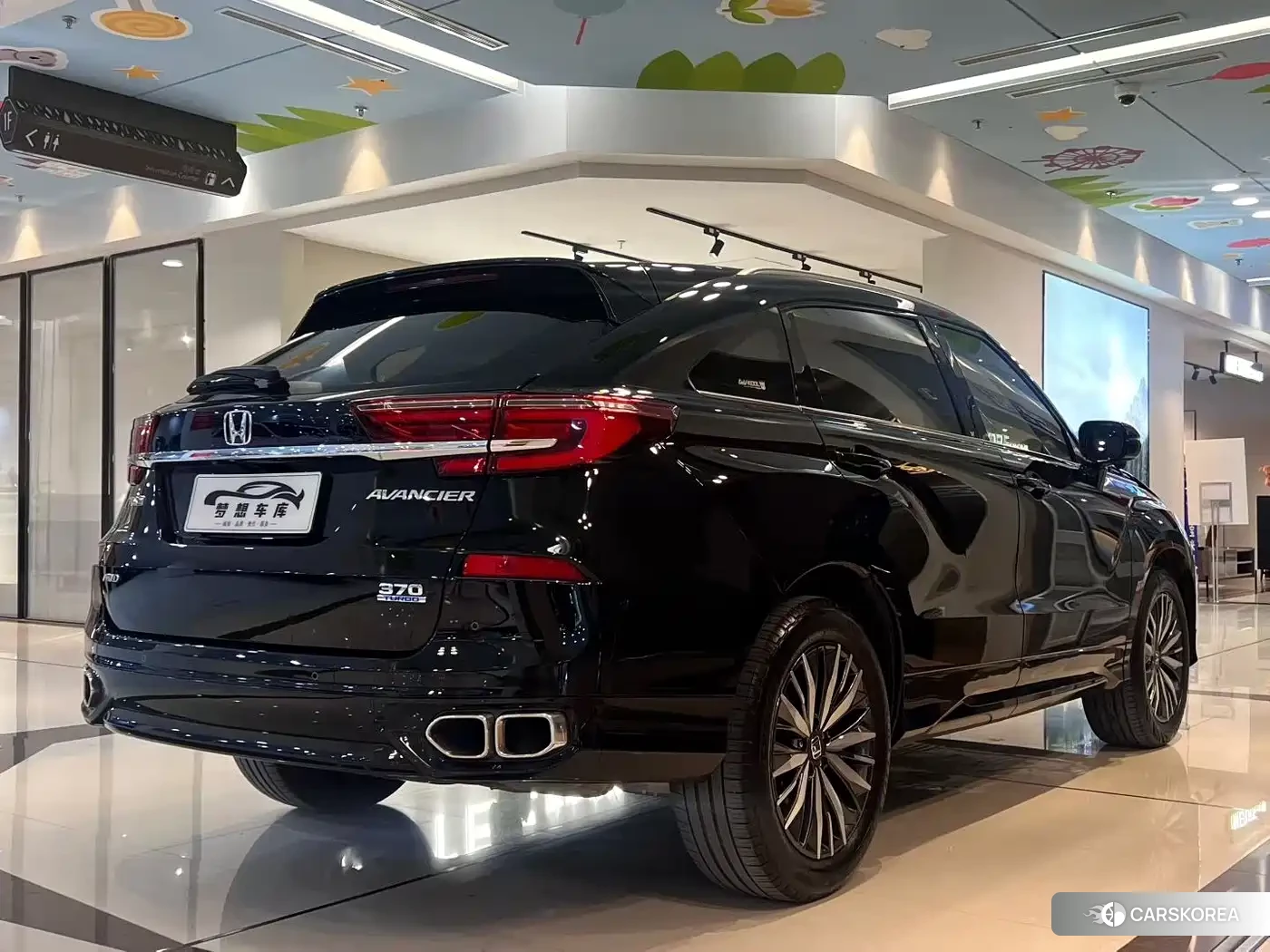Honda Crown Road 2023 Черный из Китая, фото 3