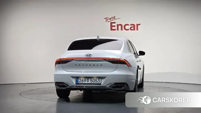 Hyundai The New Grandeur IG id 3170354 из Кореи 13