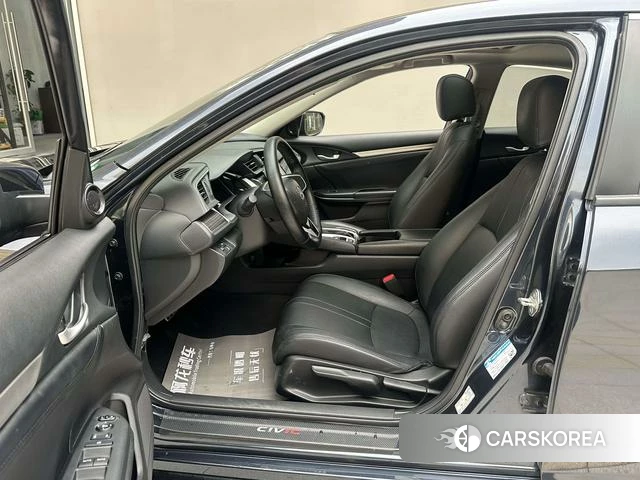 Honda Civic id 4221329 из Китая 19