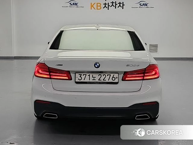 BMW 5 Series (G30) id 4794385 из Кореи 13