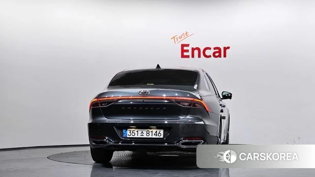 Hyundai The New Grandeur IG Hybrid id 4178875 из Кореи 13