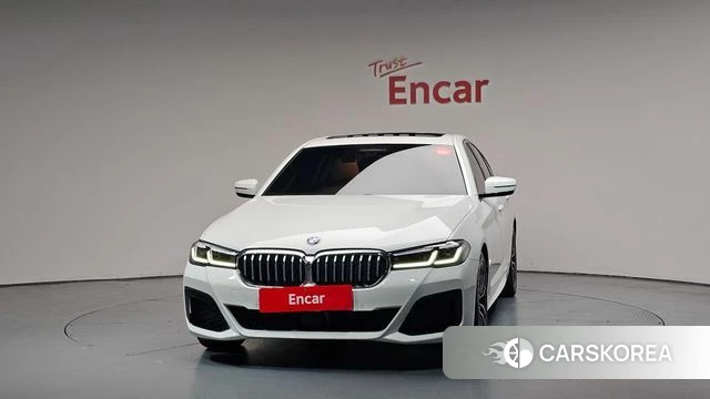 BMW 5 Series (G30) id 4434420 из Кореи 23