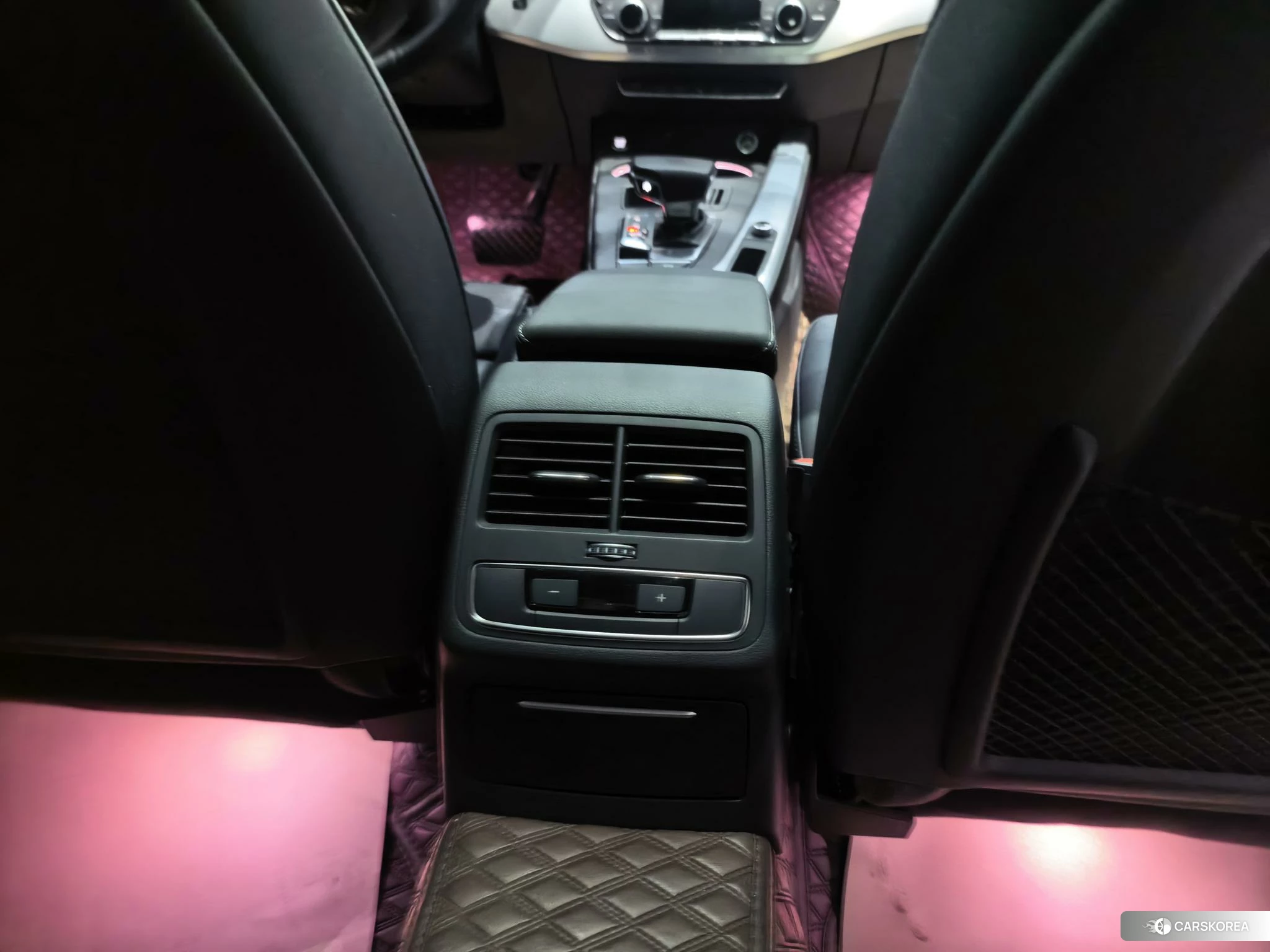 Audi A4L id 4486183 из Китая 10