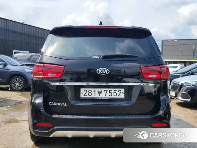 Kia The New Carnival id 3098225 из Кореи 11