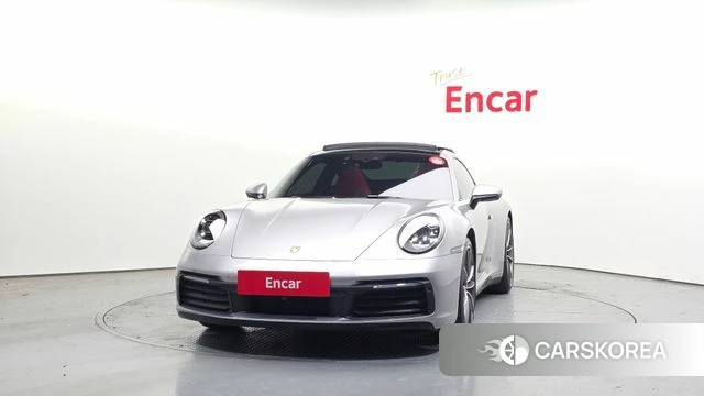 Porsche 911(992) id 4324651 из Кореи 13