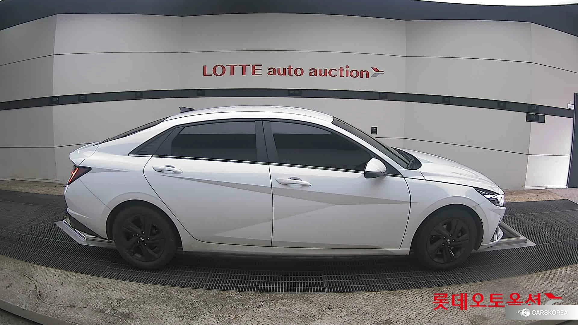 Hyundai Avante id 3875790 из Кореи 23