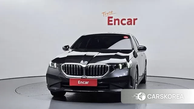 BMW 5 Series (G60) id 2888997 из Кореи 13