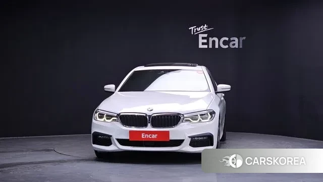 BMW 5 Series (G30) id 3622188 из Кореи 13