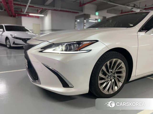 Lexus ES300h 7th generation id 4894812 из Кореи 9