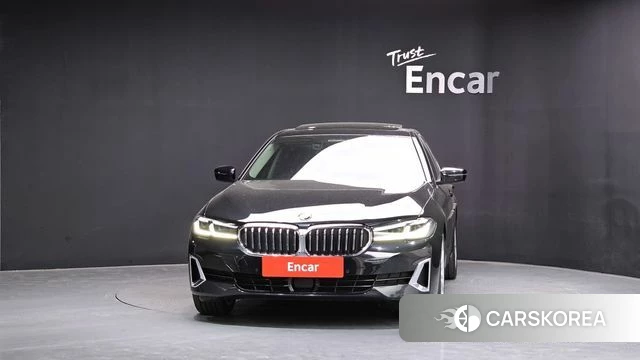 BMW 5 Series (G30) id 4422459 из Кореи 13