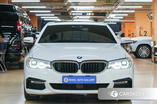BMW 5 Series (G30) id 4203869 из Кореи 13