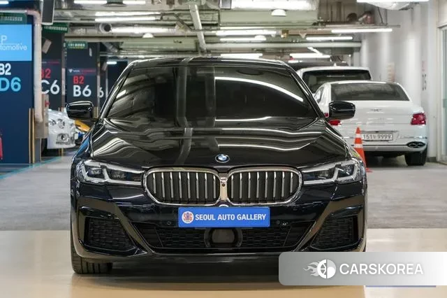 BMW 5 Series (G30) id 3717470 из Кореи 13