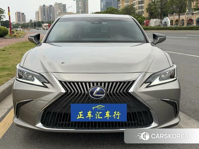 Lexus ES 2021 Серебристо-серый из Китая, фото 3