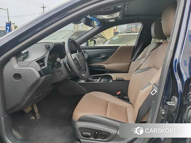 Lexus ES id 4291531 из Китая 7