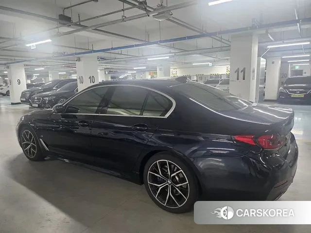 BMW 5 Series (G30) id 3021387 из Кореи 13